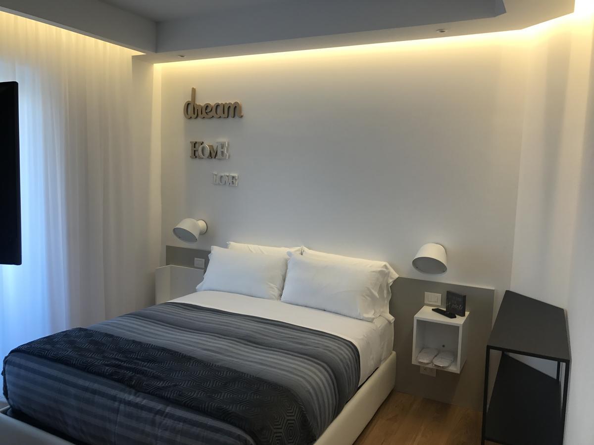 Myhome 75 Premium Luxury B&B Pescara Eksteriør bilde